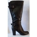 Ladies Knee Height Boots With Block Heel - SA Size 5