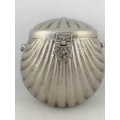 Silver, Velvet lined Clam Shell Purse