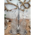 A STUNNING RARE ANTIQUE REED AND BARTON THREE DECANTER SILVER PLATED SET