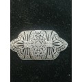 A BEAUTIFUL STERLING SILVER AND MARCASITE ART DECO BROOCH