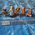 Five collectable miniature bears - 4 of which are Kellogg`s teddy in my pocket from the 1990`s