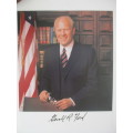 AUTOGRAPHED / SIGNED - PRESIDENT GERALD FORD U.S.A . A4 SIZE