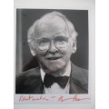 AUTOGRAPHED / SIGNED - BARNARD HUGHES - SISTER ACT A4 SIZE