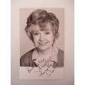AUTOGRAPHED / SIGNED - PRUNELLA SCALES - FAWLTY TOWERS APP. POSTCARD SIZE