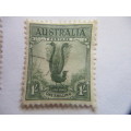 AUSTRALIA - USED MOUNTED STAMPS AND THE LYRE BIRD STAMP 1932