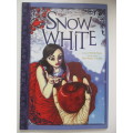 TE GRAPHIC NOVEL - SNOW WHITE -  2009 LOVELY CONDITION THICKER THAN NORMAL COMIC