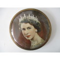 VINTAGE BEAUTIFUL POWDER COMPACT TO COMMEMORATE THE CORONATION OF THE QUEEN 1953