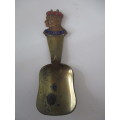 VINTAGE TO ANTQUE BRASS SPOON TO COMMEMORATE THE SILVER JUBILEE OF KING GEORGE V AND MARY 1935