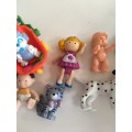 PACKET OF CEREAL OR FAST FOOD TOYS VARIOUS FIGURES