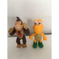 DONKEY KONG SUPER MARIO BROTHERS   FIGURE AND LOONEY TUNES TORTOISE FIGURE