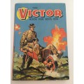 LOVELY VINTAGE - THE VICTOR ANNUAL FOR BOYS  -  1974