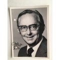 LOVELY AUTOGRAPHED PHOTO AND LETTER OF FORMER MINISTER OF MINERAL AND ENERGY 1985