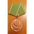 EAST GERMANY - POLICE ACHIEVEMENT  MEDAL (FULL SIZE)
