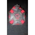 *ORIGINAL*  WW2  ROYAL RHODESIAN REGIMENT OFFICERS CAP BADGE (WITH RED FELT BACKING).