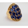 ** .925 Silver /18ct Rolled Gold  Ladies` Blue Kyanite (4,4 ct)and Green Peridot Ring.**