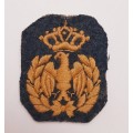 ** RARE : WW2 Italian Air Force Officer`s Embroidered Cap Badge .**