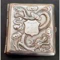 ** EXQUISITE : Early 20th Century Chinese .900 Silver Embellished Cigarette Case (76,54 g).**