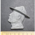 ** Boer War : Lt.General Baden-Powell Pewter Plaque Bust (6 x 7 cm).**