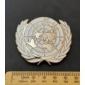 ** 1990s/ 2000s United Nations Enamel & Metal Other Ranks` Beret Badge (Pin Intact)**