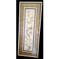 **STUNNING: Early 20th Century Chinese Qing Silk Embroidered `Emperors Sleeve` Panel (0,7m x 0,3m)**