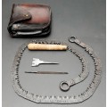 **RARE: 1942/43 Union Defence Force Chain-link Folding Saw w/ Tools & Pouch(Lend-Lease).**