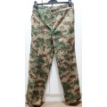 **UNISSUED : 1990s S.A.P 2nd Pattern Camouflage Coverall Trousers(LARGE).**