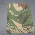 ** Rhodesian Bush War: 1970s Camouflage Rhodesian Army Toiletry Bag (26cm x 30cm).**