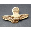 **RARE: WW2 RAF Officer`s Garrison Cap Badge w/ Stabilizer (All Pins).**