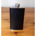 HIP FLASK STAINLESS STEEL 4 oz 120ml clad in black. WHISKY WHISKEY BRANDY