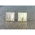 CUFF LINKS CUFFLINKS ICL INTERNATIONAL COMPUTERS LIMITED GOLD TONE golfer golf GREAT CONDITION!