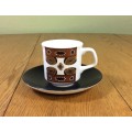 COFFEE DUO DEMITASSE J and G MEAKIN STUDIO ENGLAND MAORI PATTERN RETRO SAUCER CUP 1960`s EXPRESSO!!!