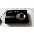 Genius Digital camera up for grabs - No charger **** LOW LOW SHIPPING ****