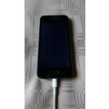 Iphone 5 Cellphone up for grabs - Cracked screen **** LOW LOW SHIPPING ******