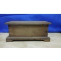 SIMPLY MAGNIFICENT VINTAGE WOODEN TRINKET BOX. ABSOLUTELY LOVELY PIECE!