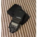 Canon 430EXII speelite with pouch in like new condition, mint.