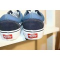Vans Old Skool Canvas & Suede Skate Shoes/Sneakers (Navy Blue/White)