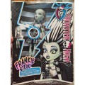 2012 Monster High GHOULS ALIVE Frankie Doll - I SPARK