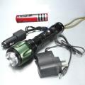 Q5 ZOOMABLE FLASHLIGHT