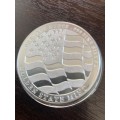 (  NEW PRODUCT  )   AMERICAN ROUND 1oz  999.9% PURE SILVER   CAPSULED