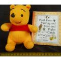 Winnie The Pooh sitting 18 cm Walt Disney Company including a Winnie-The-Pooh Book by A A Milne
