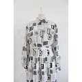 VINTAGE TWO PIECE BLACK WHITE PRINTED PLEATED SKIRT TOP SET - SIZE 22