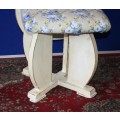 A GORGEOUS LARGE SHABBY CHIC CHAIR WITH A FANTASTIC DIFFERENT SHAPE