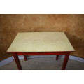 A AMAZING VINTAGE KITCHEN TABLE PERFECT FOR A SMALLER DINING AREA OR PATIO!!!