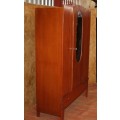 A MARVELOUS OAK FINISHED VINTAGE WARDROBE WITH A STUNNING OVAL MIRROR RETRO CHIC GOOD CONDITION!!!