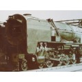 A FANTASTIC LARGE FRAMED PRINT OF A TRAIN BEHIND GLASS STUNNING!!!