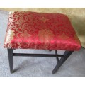 A STYLISH SIDE STOEL OR FOOT STOEL COVERD IN A EXQUISITE ORIENTAL STYLE FABRIC