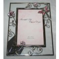 WOW  A STYLISH DETAILED PHOTO FRAME - ELEGANT - STUNNING FOR A LITTLE GIRLS ROOM OR THAT SPECIAL PIC