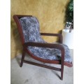 A AWESOME RERO VINTAGE STYLE COMFORTABLE ARM CHAIR RETRO CHIC