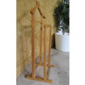AN EXQUISITE SIMPLE BUT EFFECTIVE 'WALD WOOD PRODUCT DUMB VALET CLOTHING STAND IN GREAT CONDITION!!!