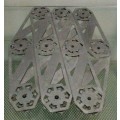 Vintage Trivet Chrome metal hot plate stand - which extends concertina style. Classic Art Deco